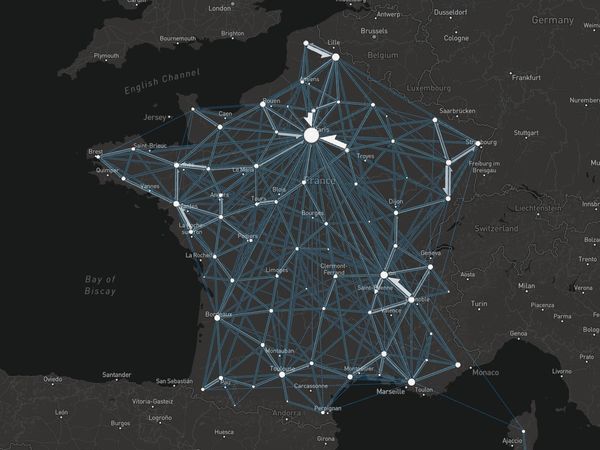 Commuters in France 2016